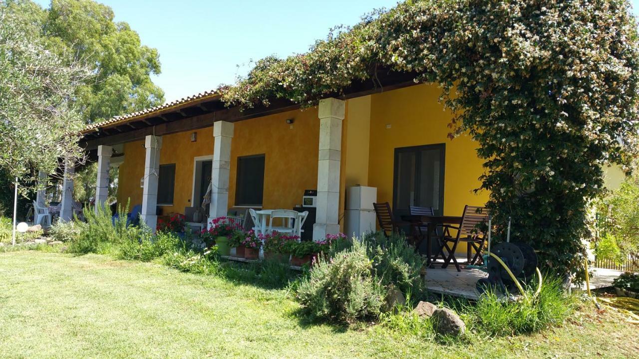 A Villa Ada B&B Arborea Exterior photo